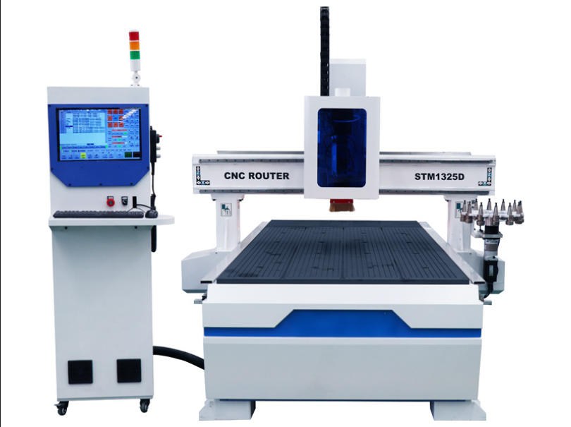 Automatic 4x8 CNC Machine with Tool Changer for Woodworking